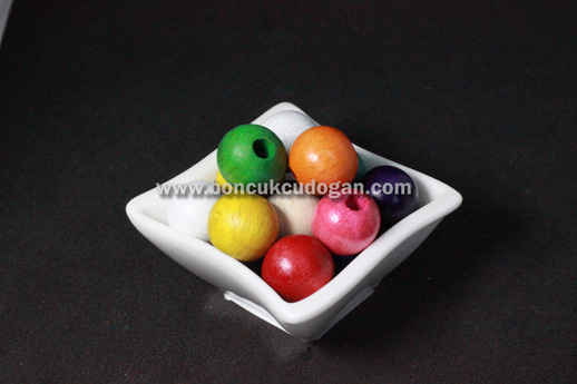 KARIŞIK RENKLİ TAHTA 16mm Yuvarlak