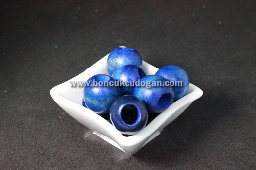 YUVARLAK TAHTA BONCUK 20MM YUVARLAK GENİŞ DELİK Lacivert